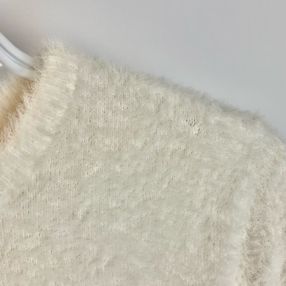 Twik ecru fuzzy sweater - Picture 7 of 9